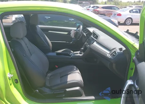 2016 Honda Civic Touring z USA, uszkodzony, nr VIN 2HGFC3B96GH358001